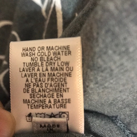 Wildfox Graphic Sweatshirt - Picture 5 of 5